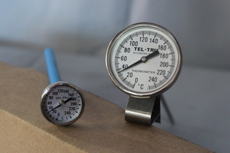 THERMOMETER / CALIPER – GENERAL LABORATORY